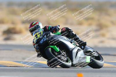 media/Nov-16-2024-CVMA (Sat) [[0e4bb1f32f]]/Race 9-Amateur Supersport Middleweight/